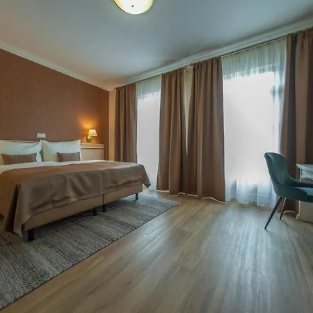 فندق Wellness Pivovar Monopol 4*