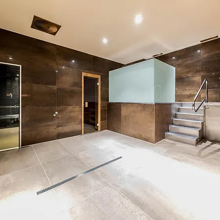 فندق Wellness Pivovar Monopol