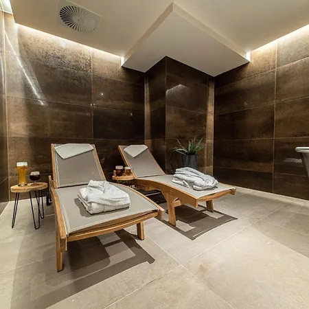 Wellness Pivovar Monopol فندق تبليتسه