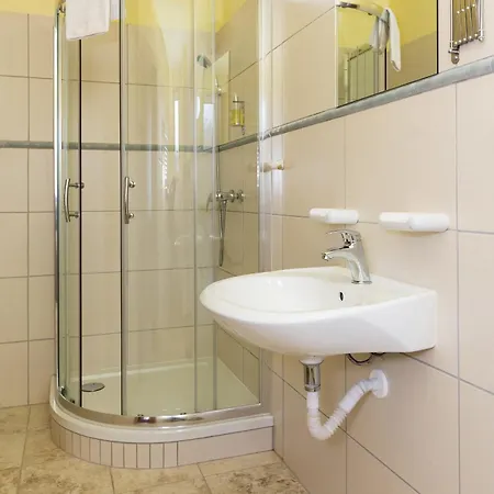 Wellness Pivovar Monopol 4* تبليتسه