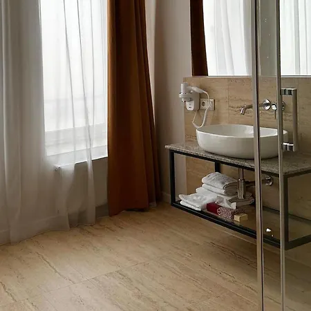 فندق Wellness Pivovar Monopol تبليتسه